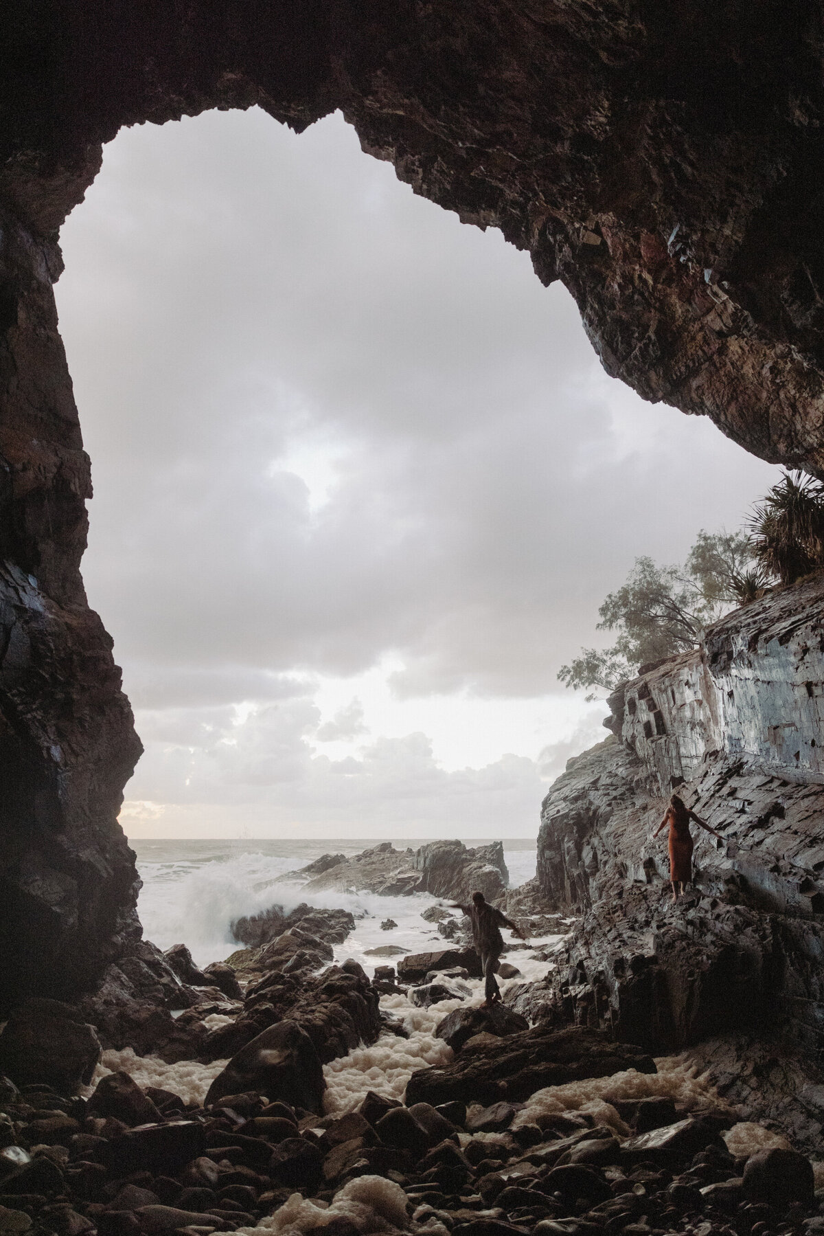 Tim & Kim ~ Paradise caves🌊🌅--9301