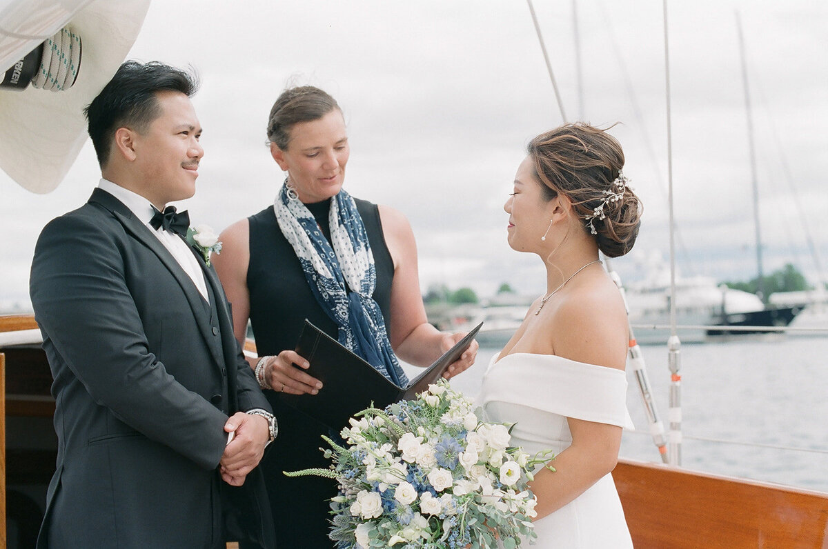 Elopement_Sailboat_Wedding_Newport_RI548122_0002182CHilaryBPhotography