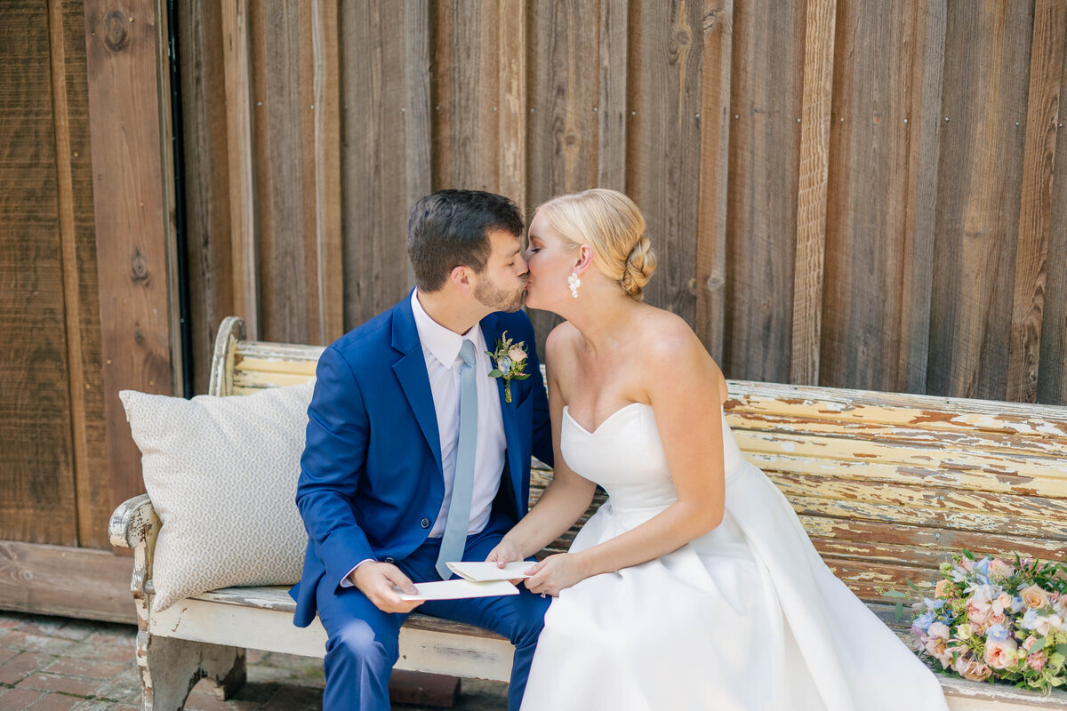 Lindsey-Chris-Wedding-SNEAKPEEK-26