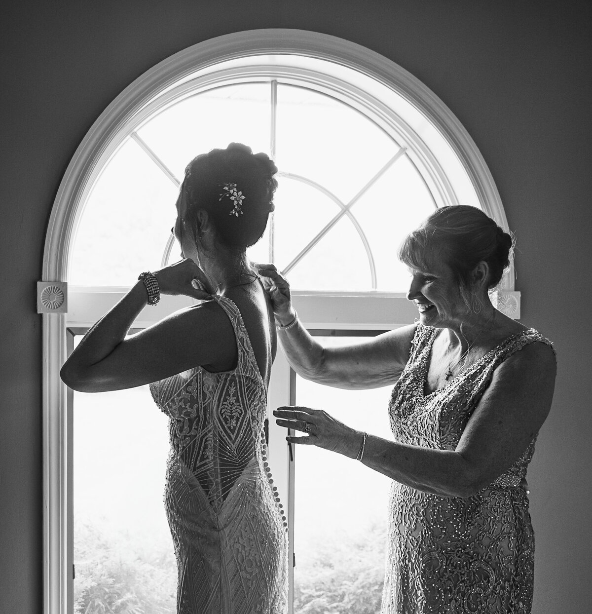 Buffalo NY and Rochester NY and WNY Wedding Photographer Finger Lakes region Wedding Photographer Zugibe Vineyards