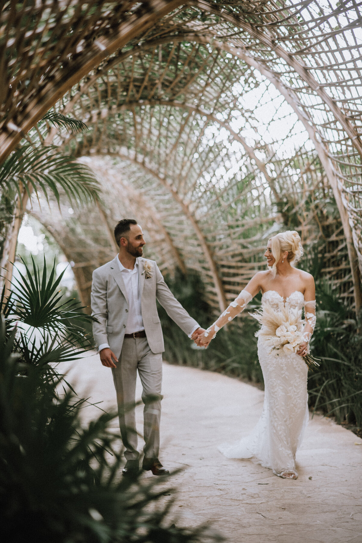 Destination wedding at Secrets Moxche in Riviera Maya, Mexico. Photo by: Tulum Wedding Photos