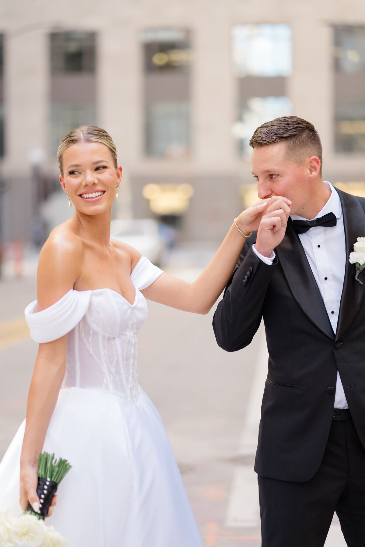 Lexi Benjamin Photography_Waldorf Astoria Chicago Wedding_09.21.24-91