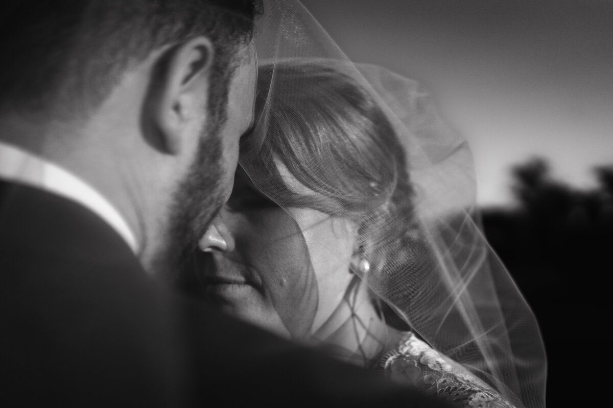 sonoma-intimate-wedding-bw