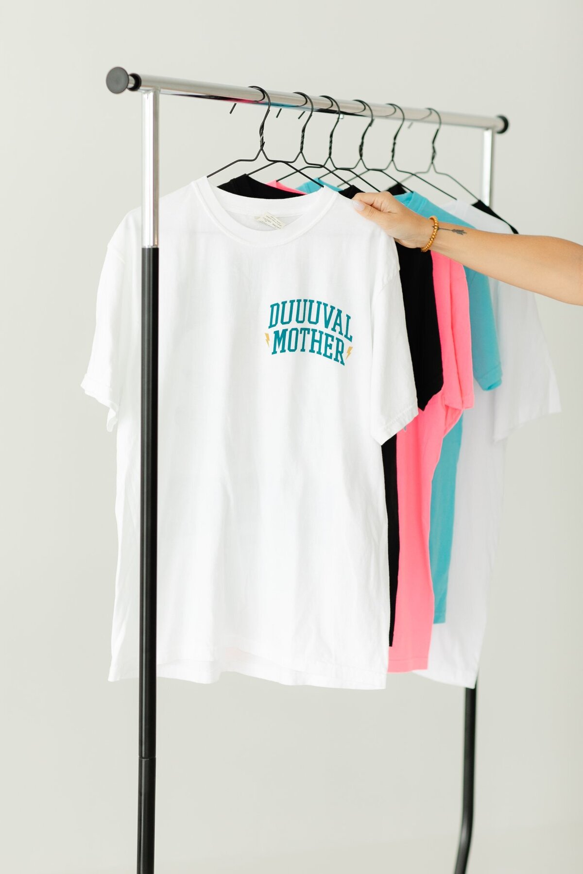 2024.08.09 Jacksonville Mom Shirt Launch-03306 (1)