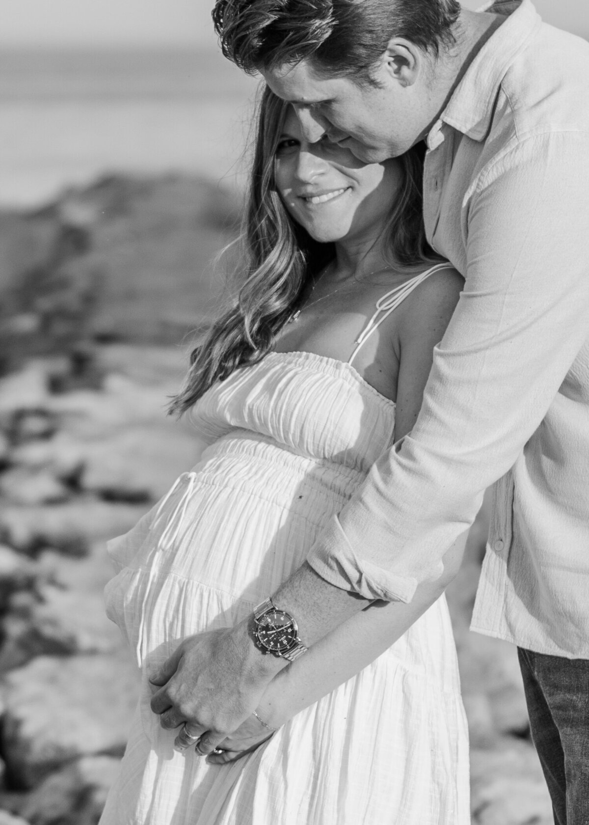 Maternity-WEB-Beach-Portraits-Erin-Belles-Photography-2025-9