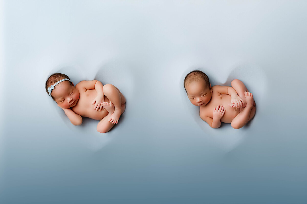 Twins_newborn_charlotte_nicsostudio_-3