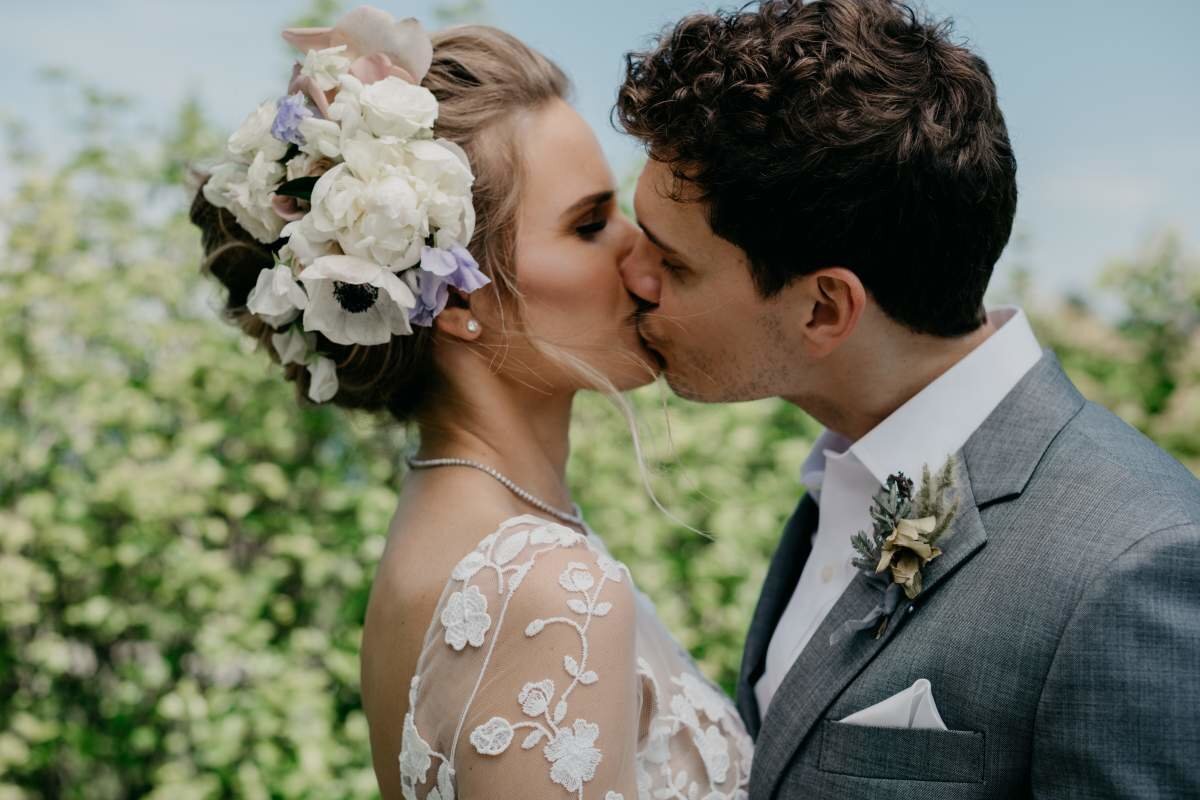 sweet-pea-and-peony-hairpiece