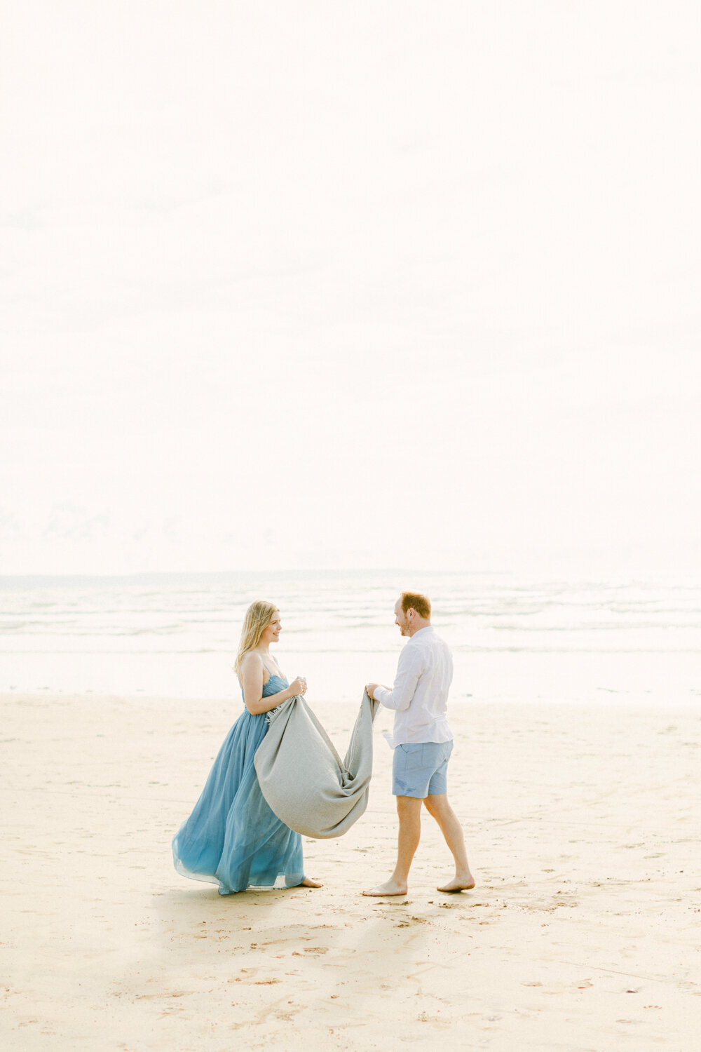 Devon_Wedding_Photographer_Engagement_Beach-14