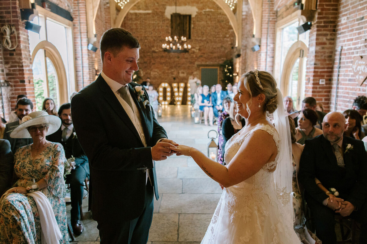0223Sophie & Ross - Hazel Gap Barn - Dan Tomkins Photography-1