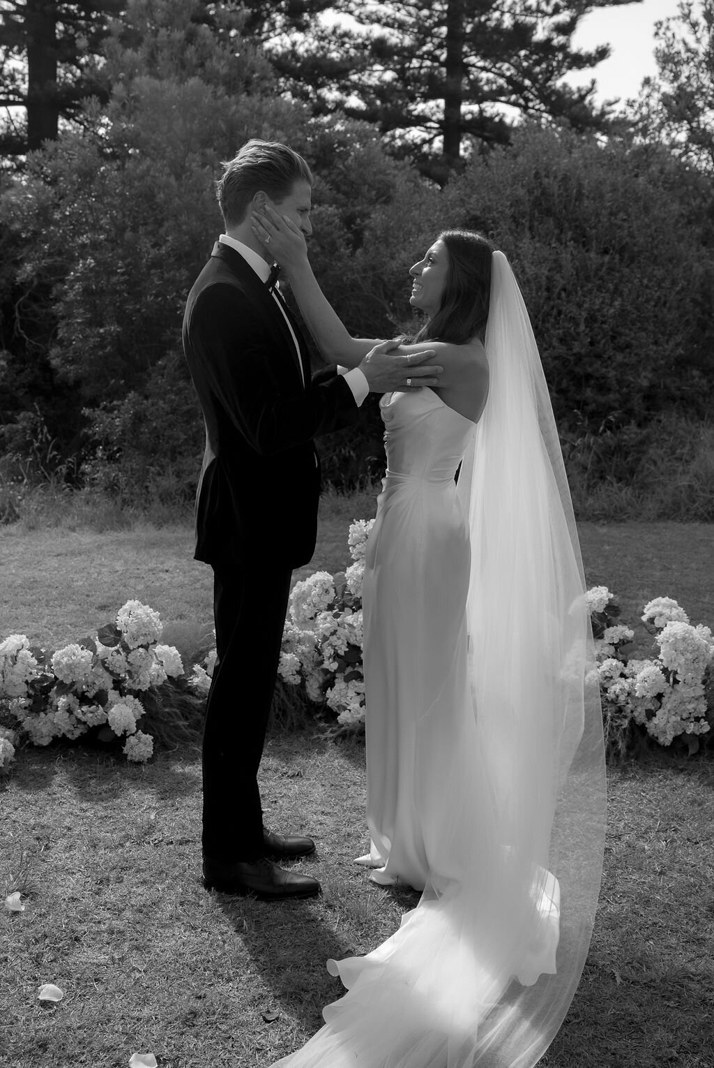Ceremony_PennyMatt_Australia_Wedding_CaitlinJoyce_Photo-221