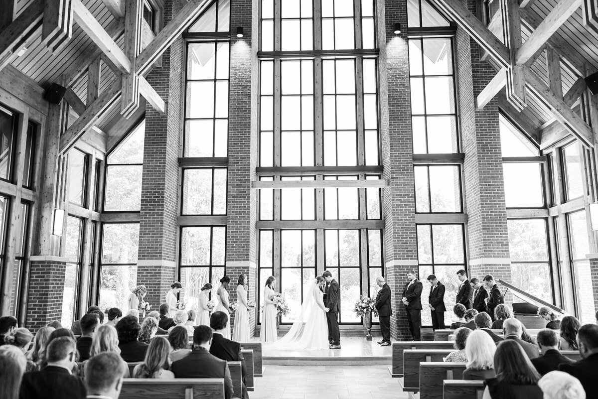 Clemson-University-Chapel-Wedding-Photography_0400