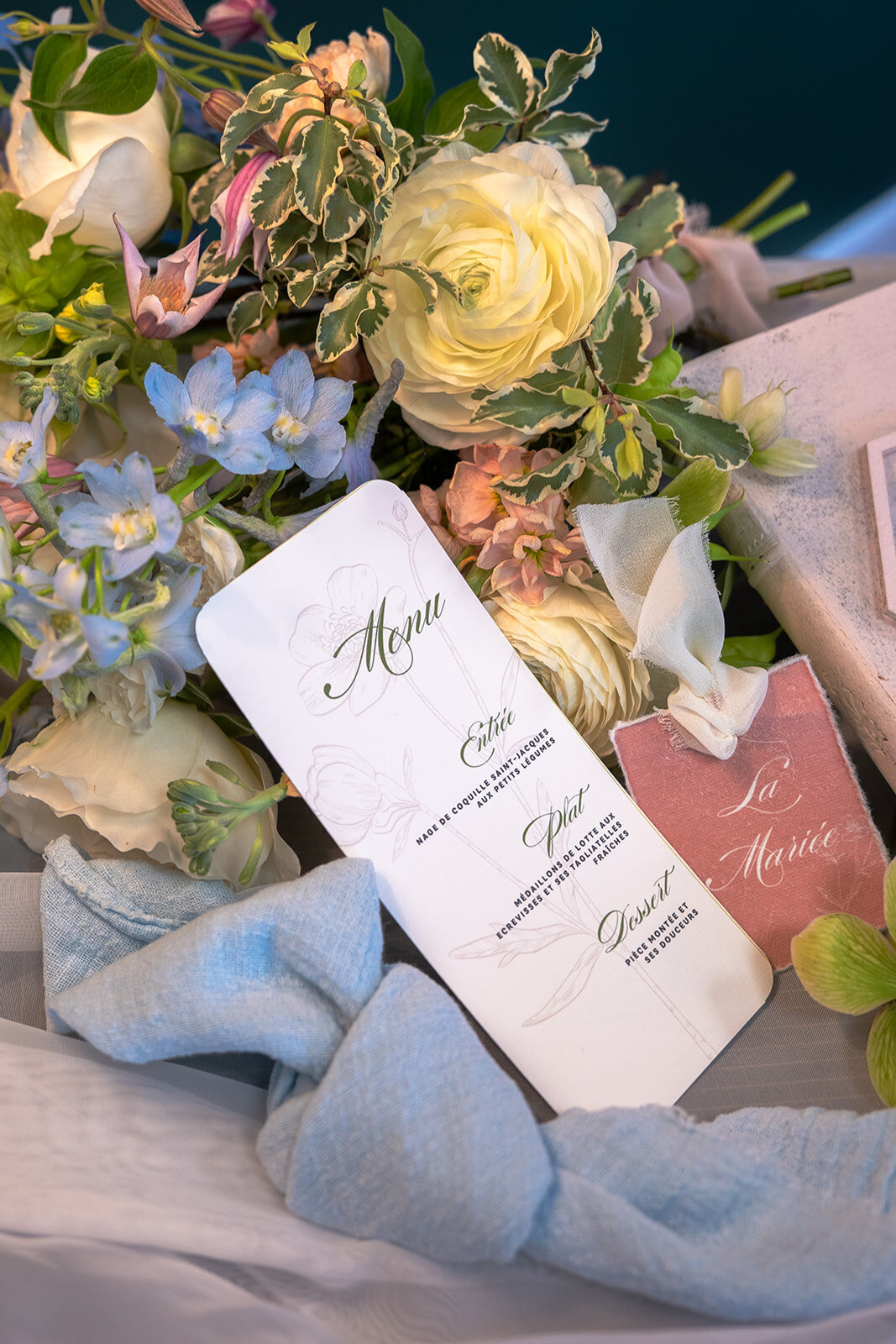 shooting-inspiration-aix-en-provence-fleurs-bleu-rose13