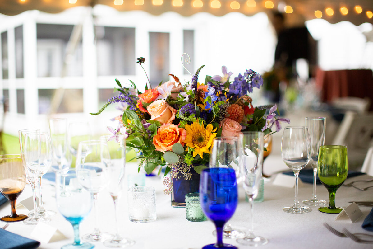 Reception_Centerpiece_Bright_Flowers