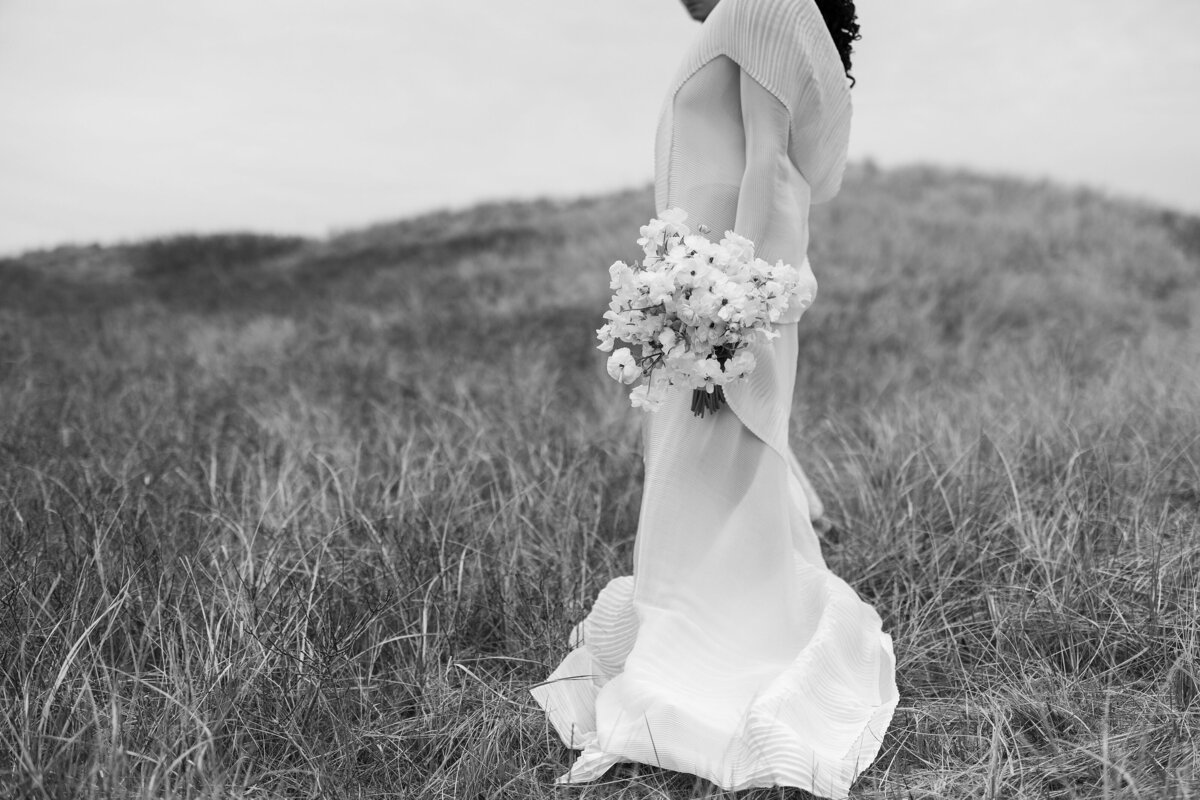 Since 2009, Deborah Zoe Photography has been synonymous with seamlessly capturing luxury weddings and events of all sizes hosted in some of New England's most storied locations. 
