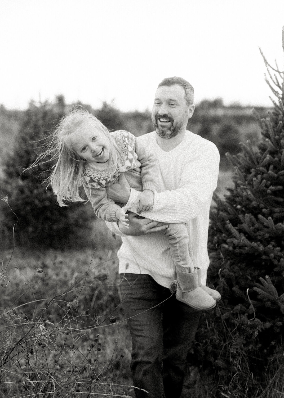 family_portraits_benjamin_treefarm_waterloo13