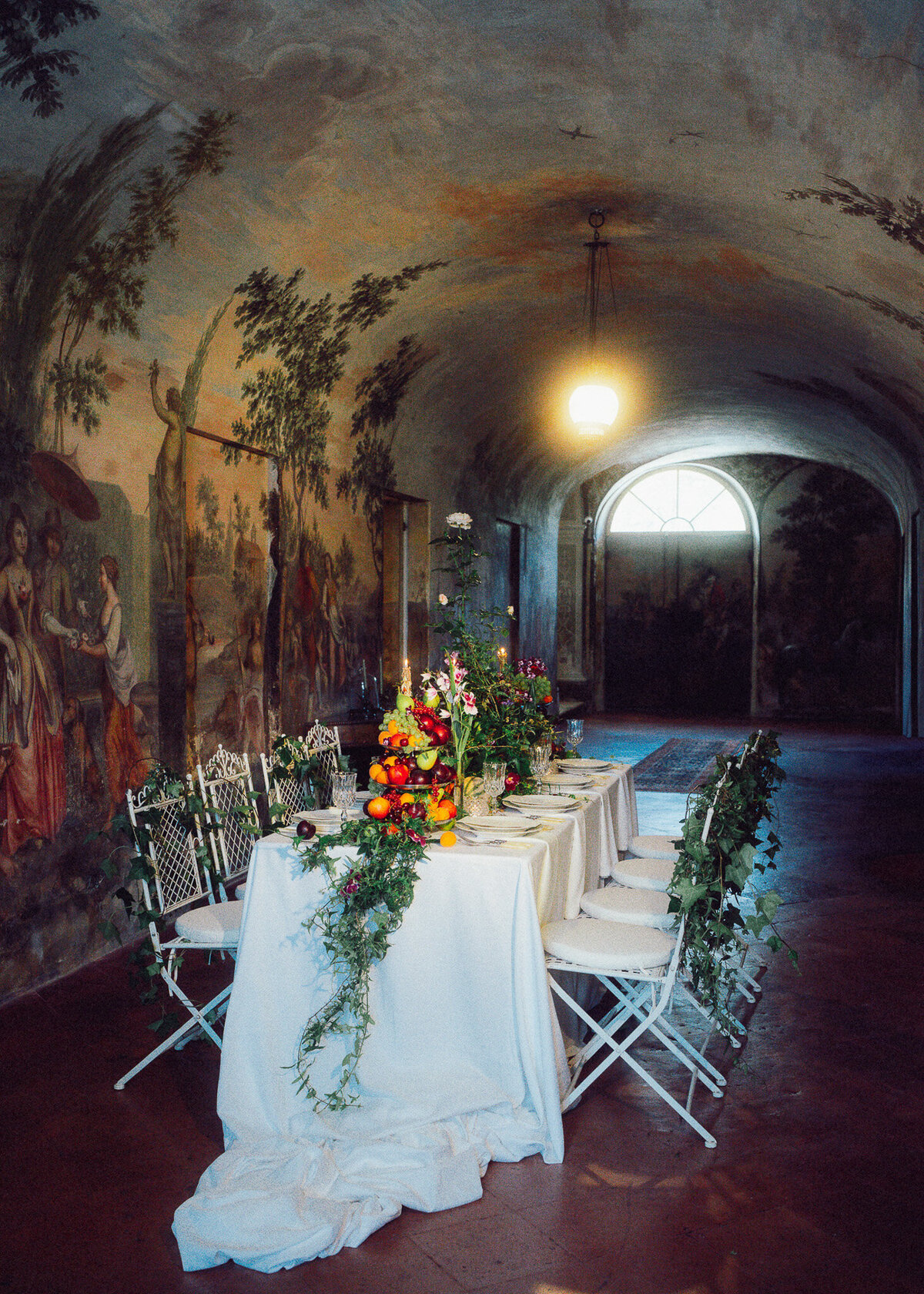 30. cinematic-wedding-photography-tuscany-57