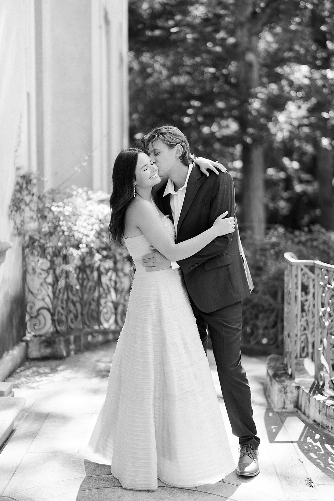 Atlanta-Swan-House-Engagement-Crystal-Photography-BW-33
