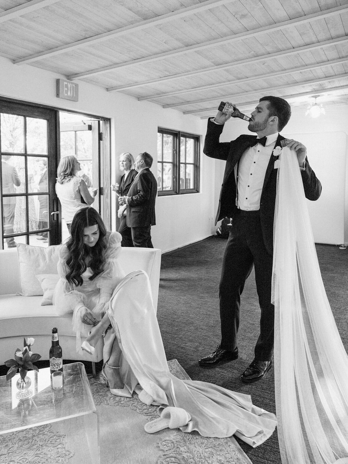 phoenix-wedding-couple-getting-ready