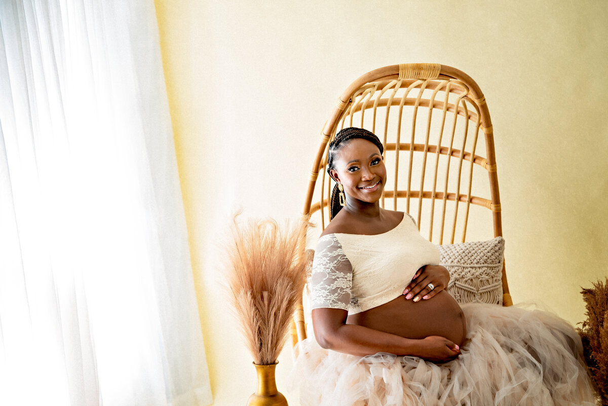 Raleigh black maternity photographer-12