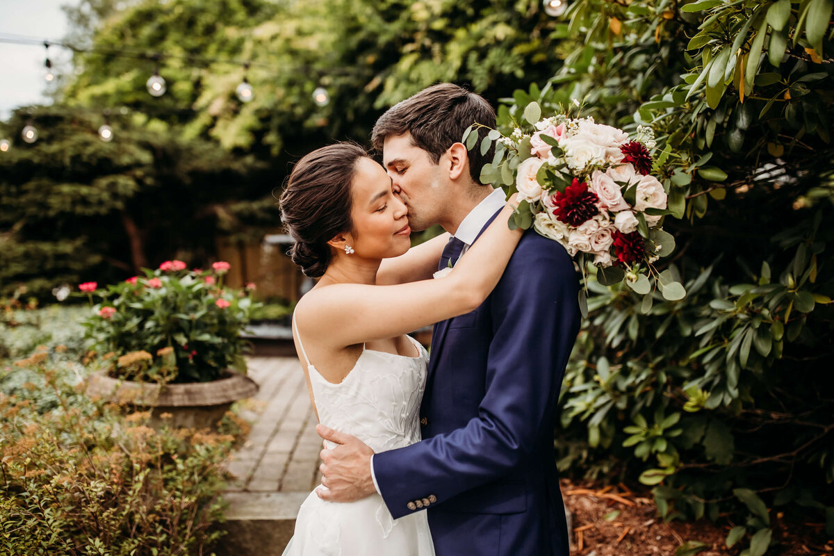 New_Hampshire_Wedding_Photographer_Bedford_Village_Inn-21