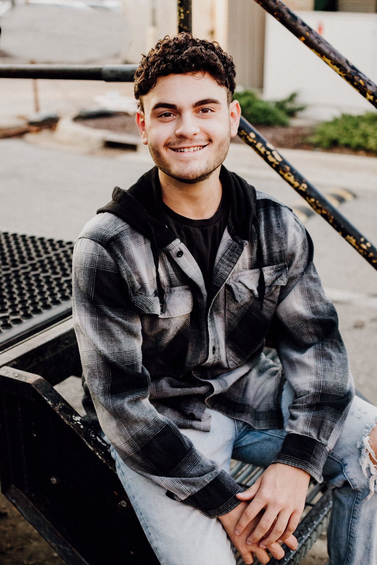 brighton-michigan-senior-portrait-guys-anadalai-photography
