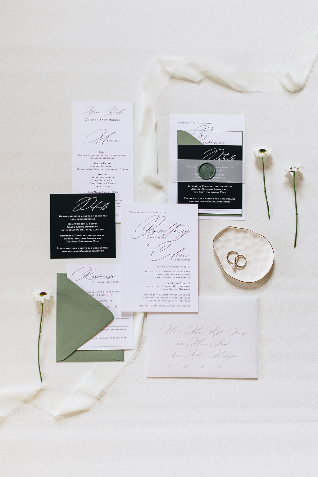 black-gree-invite