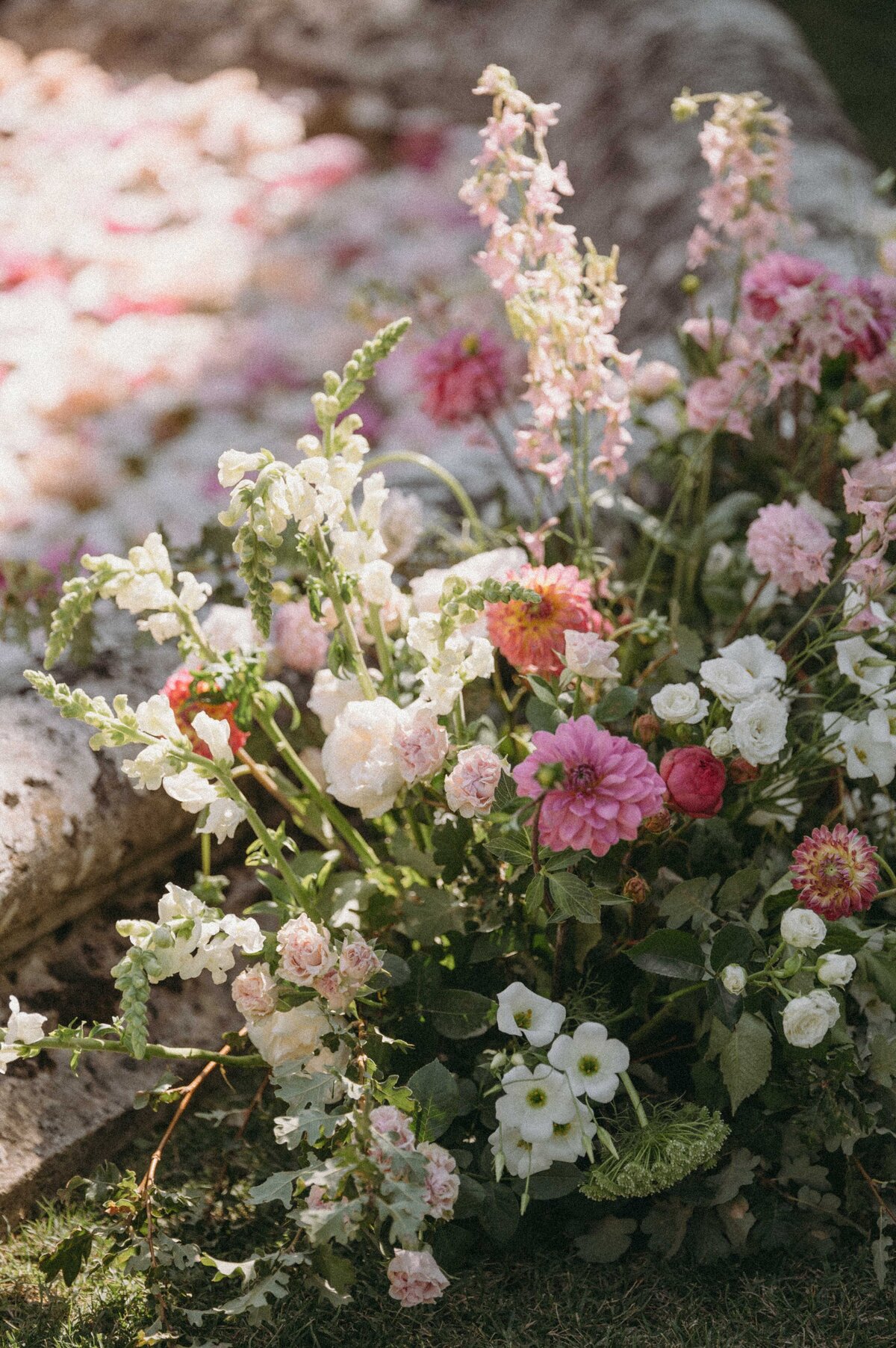 Flora_And_Grace_Editorial_Tuscany_Analog_Editorial_Wedding_Photographer (1 von 1)-104