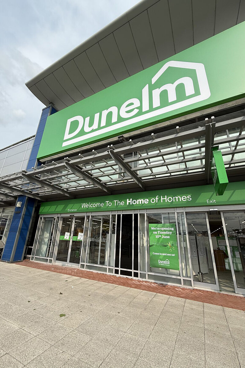 ellis-signs-external-retail-signage-dunelm-manchester-fort