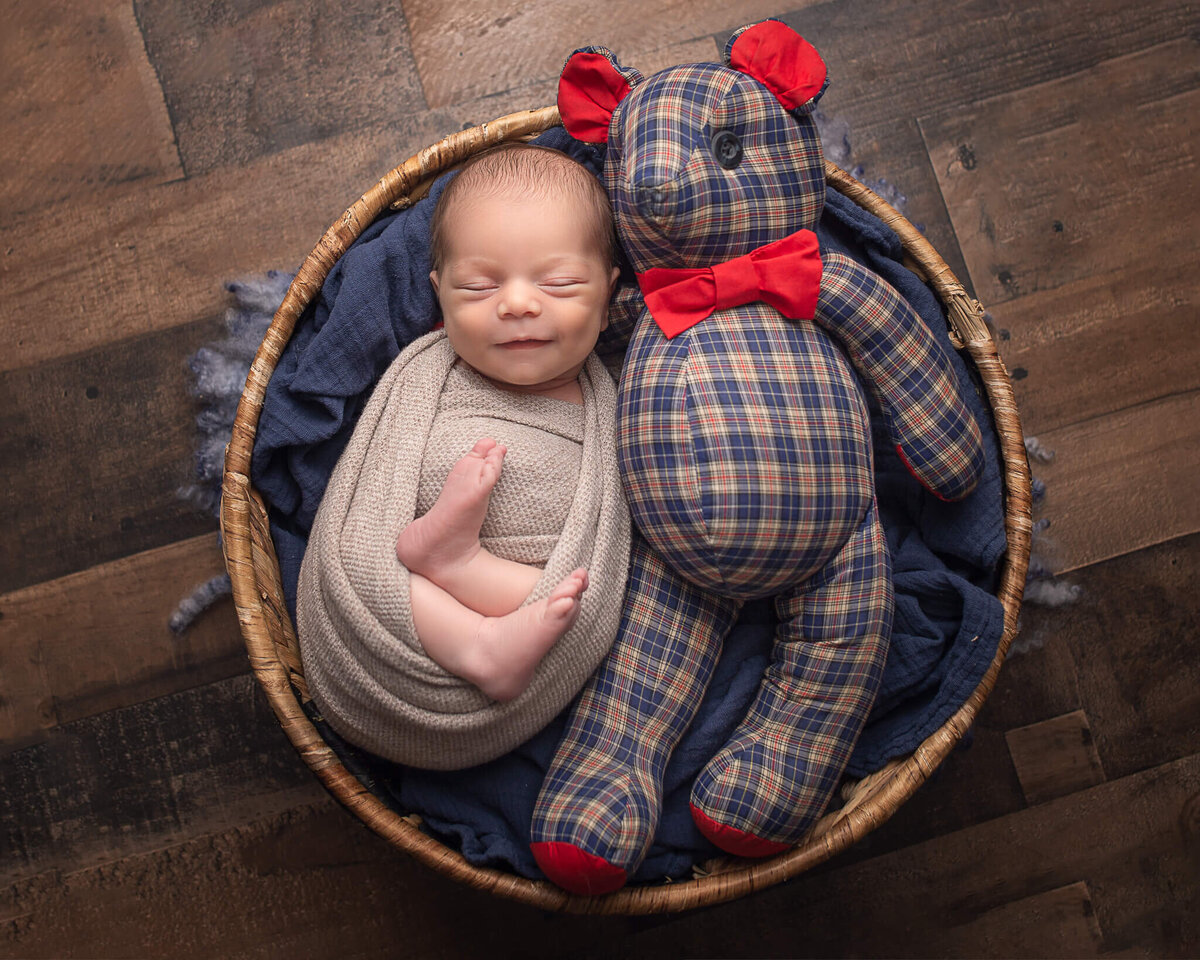 akron-canton-newborn-photographer-kendrahdamis (10 of 16)