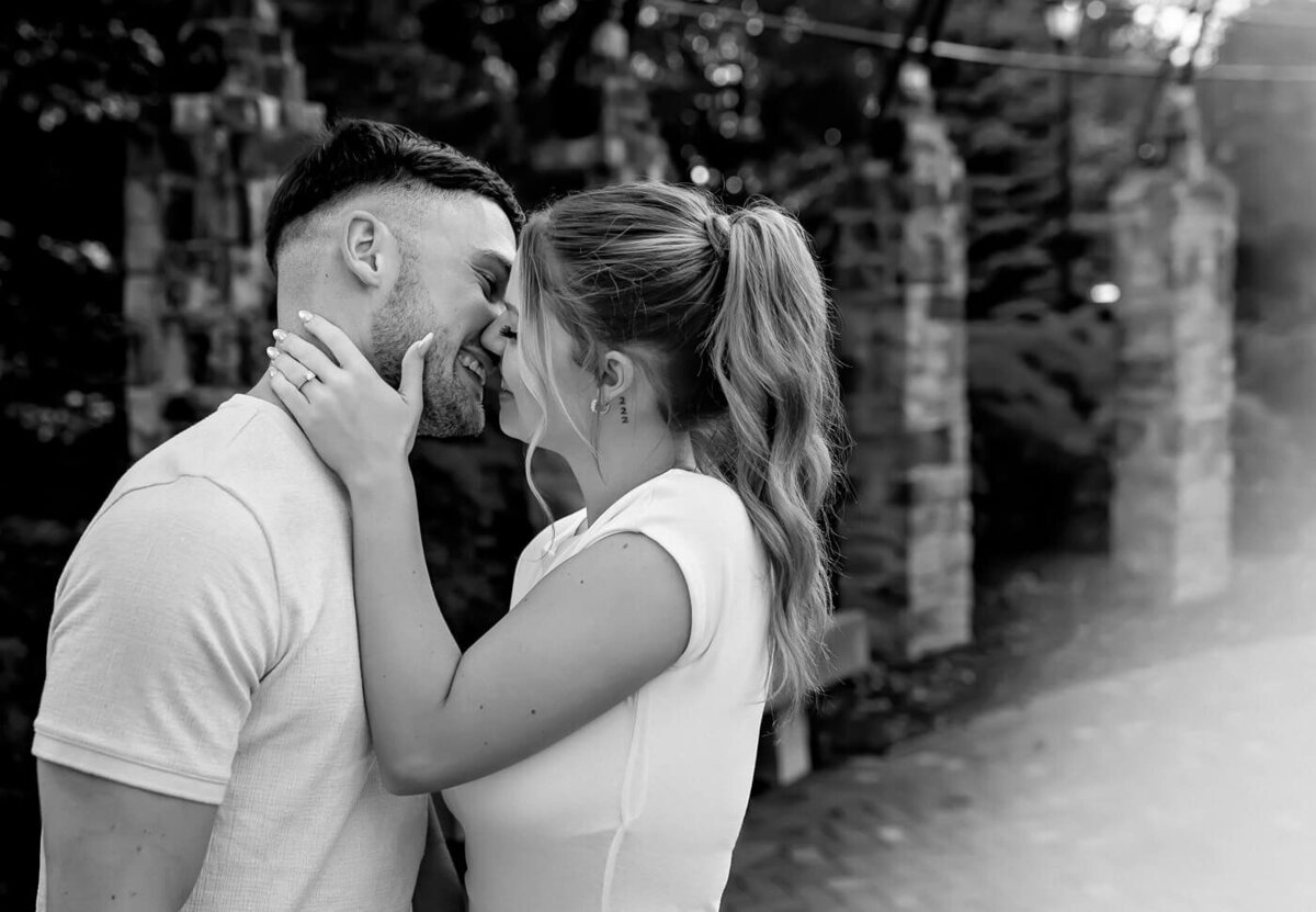 engagement-session-ewing-manor-bloomington-illinois-1