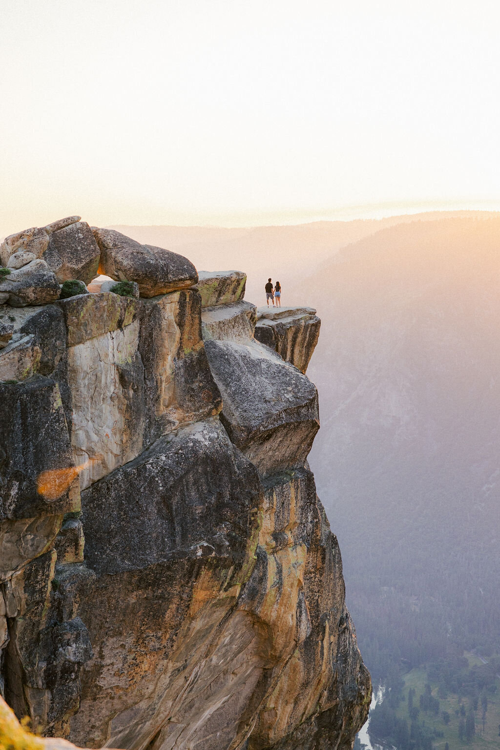 AJ Photography Armando Nevarez Yosemite California Engagement Photography Adventure Emotive Documentary6 (17)