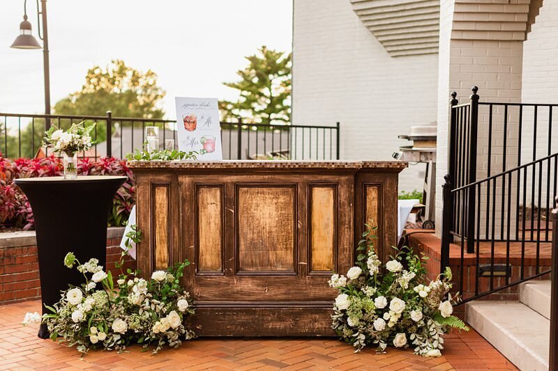 Classic Wedding at City Church of Evansville with Reception at ECC214