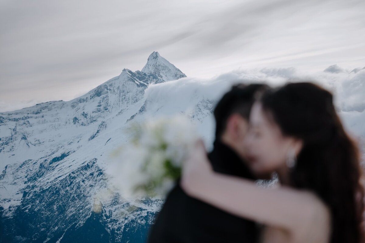 Helicopter wedding photoshoot, Dragonfly Peak, Wanaka.