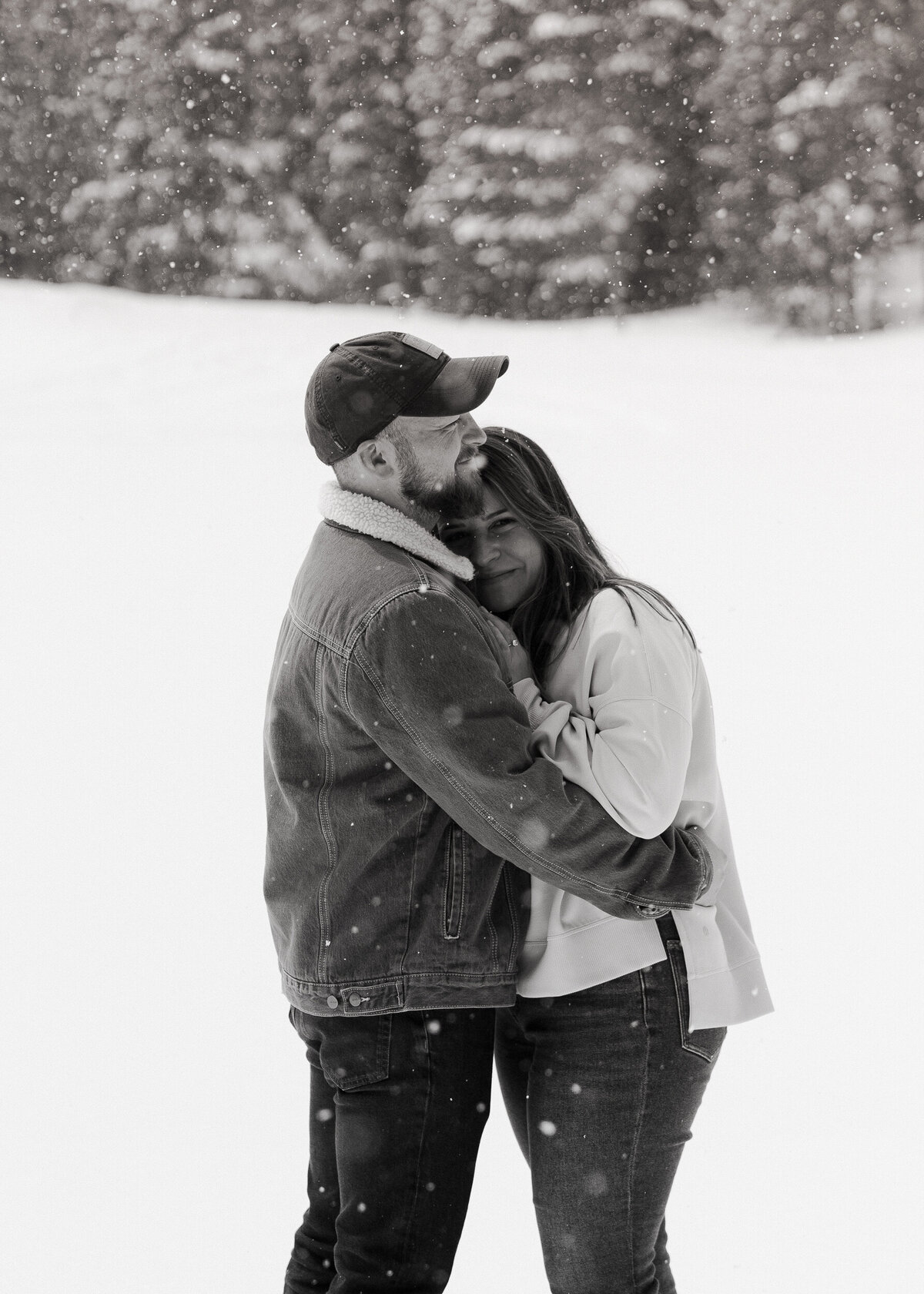 Ashlynn Shelby Photography_Rock Mountain National Park Engagement Shoot_ Dream Lake Engagement Shoot-4