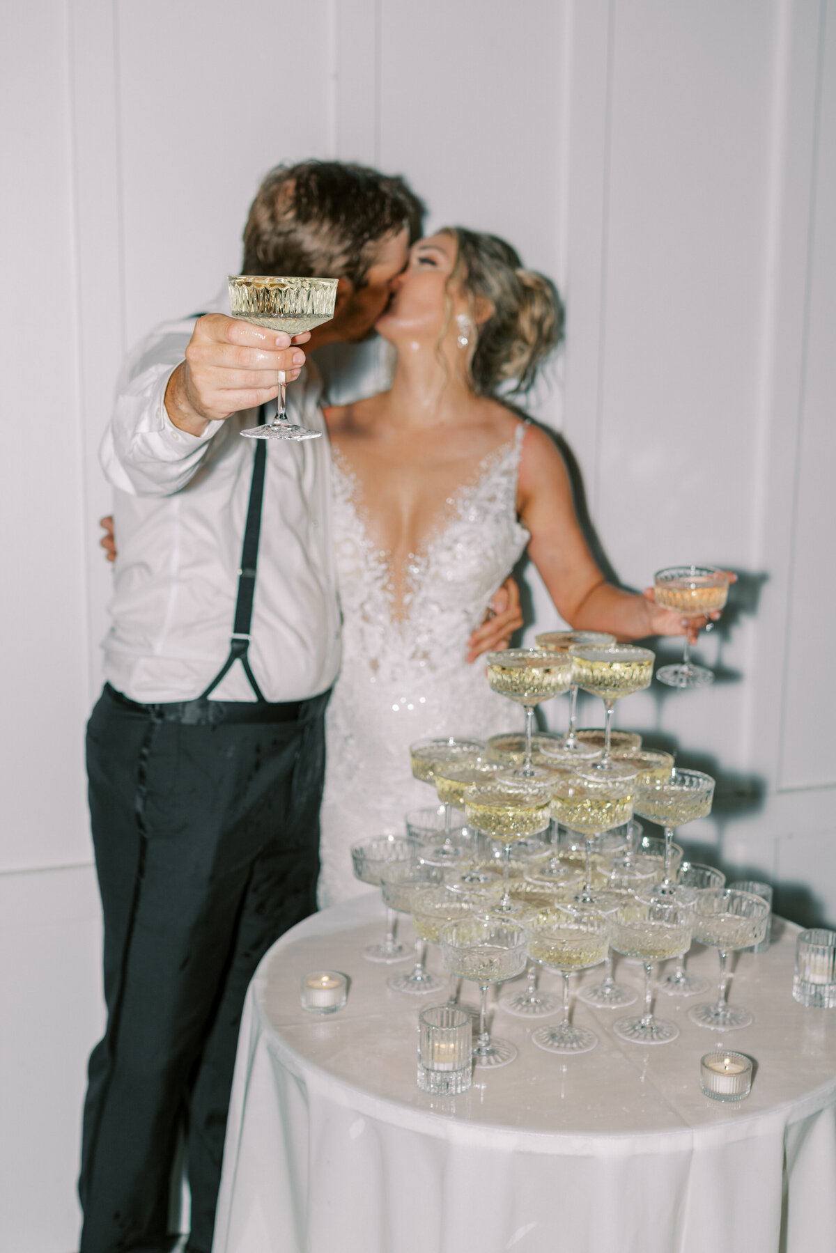 BRIDE  GROOM PORTRAITS-245
