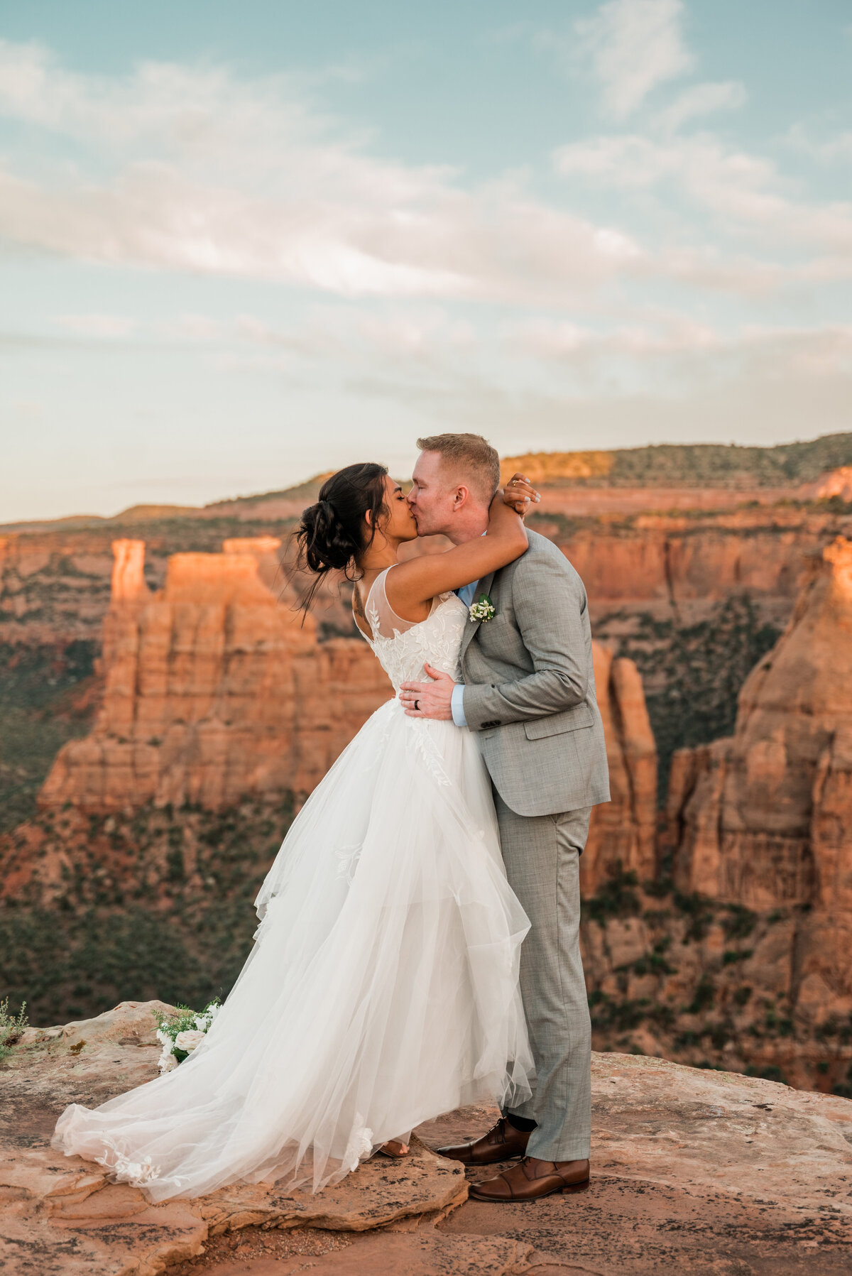 grand-junction-a-frame-cabin-monument-elopement_0489