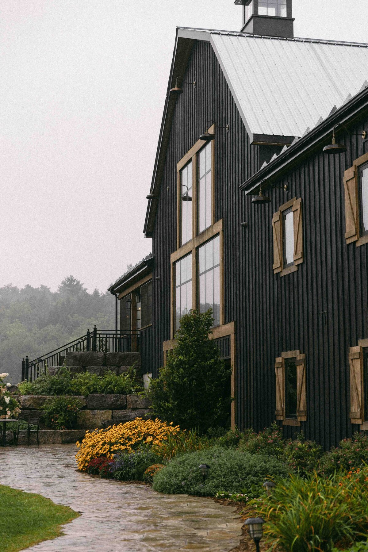 riverhouse winery wedding