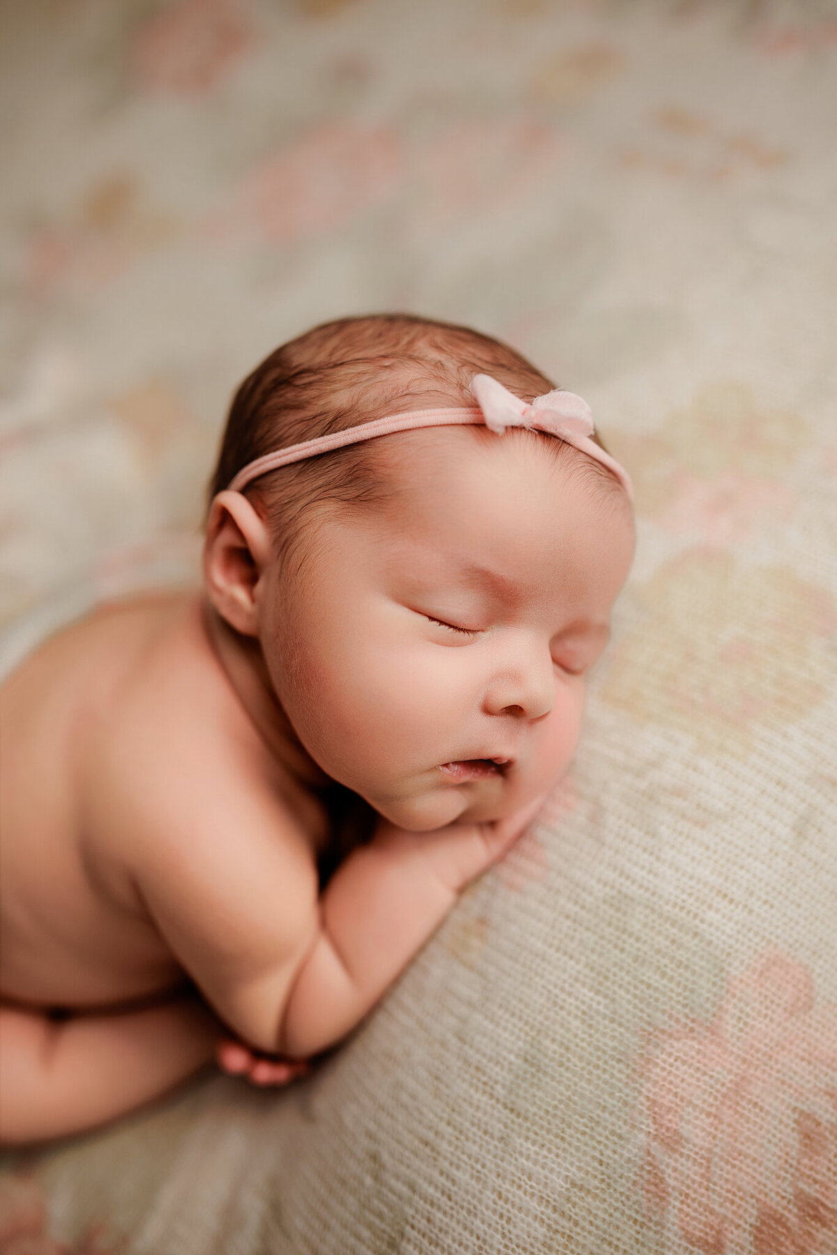 NW Arkansas newborn portrait studio, get newborn photos taken near me, NWA baby photographer