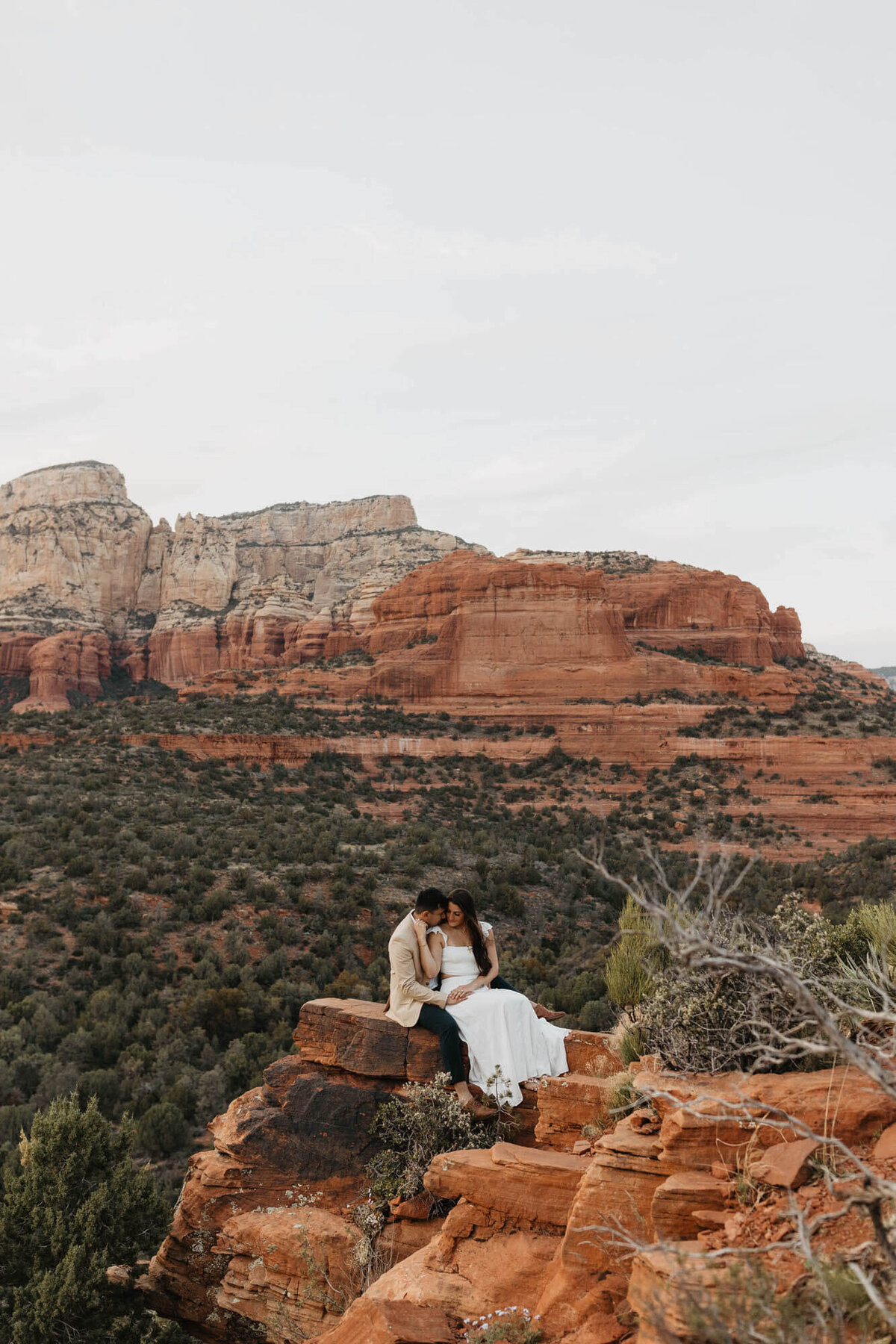 Sedona-Arizona-Couples-Session-Photographer-Videographer-03