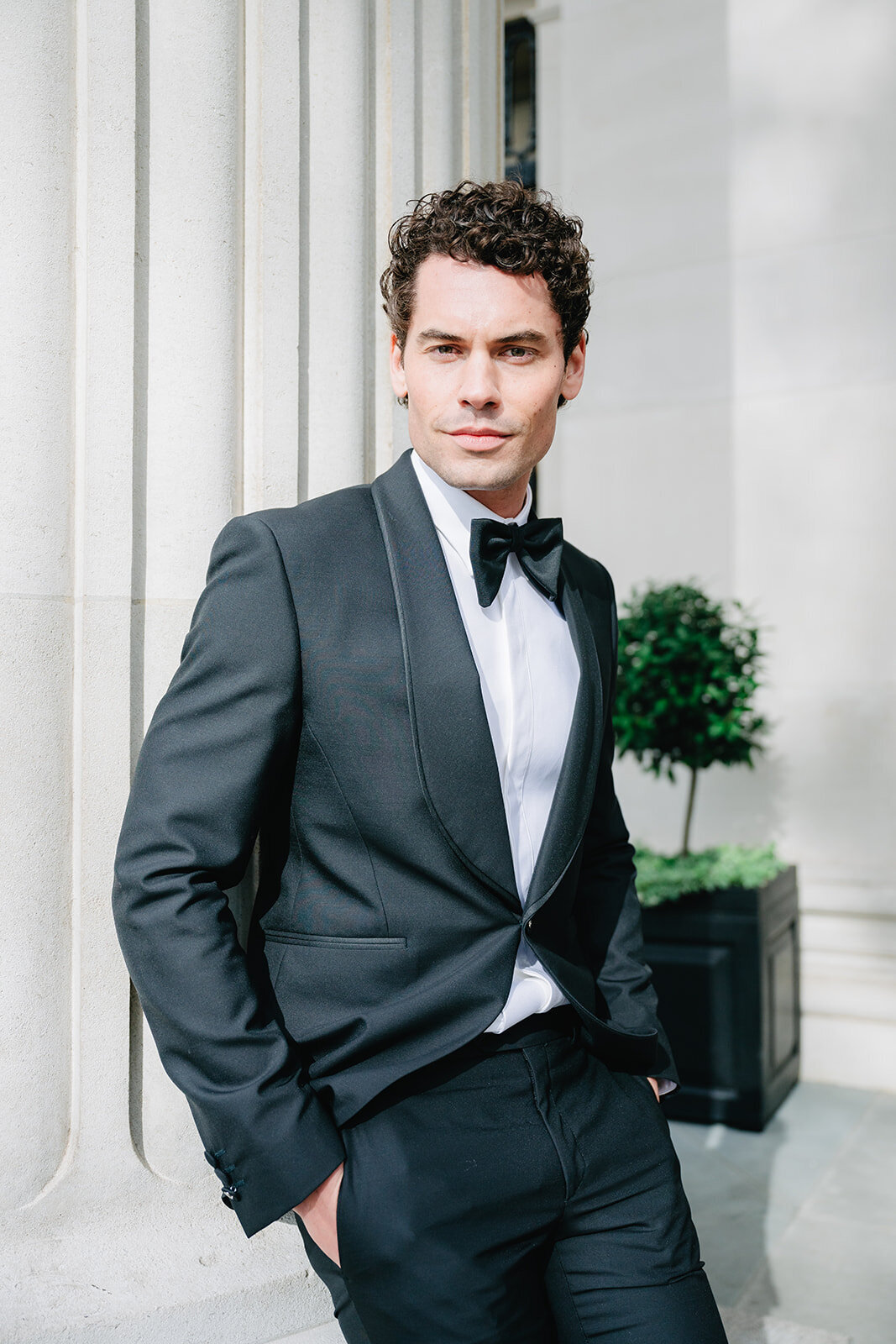 MorganeBallPhotography-Wedding-London-SparklingMoments-02-FourSeasonsCar-70-4055_websize