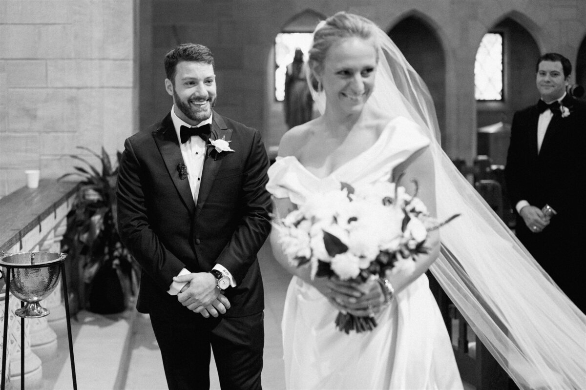 black-tie-wedding-classic-fun-vibes-shepherds-hollow-michigan-014