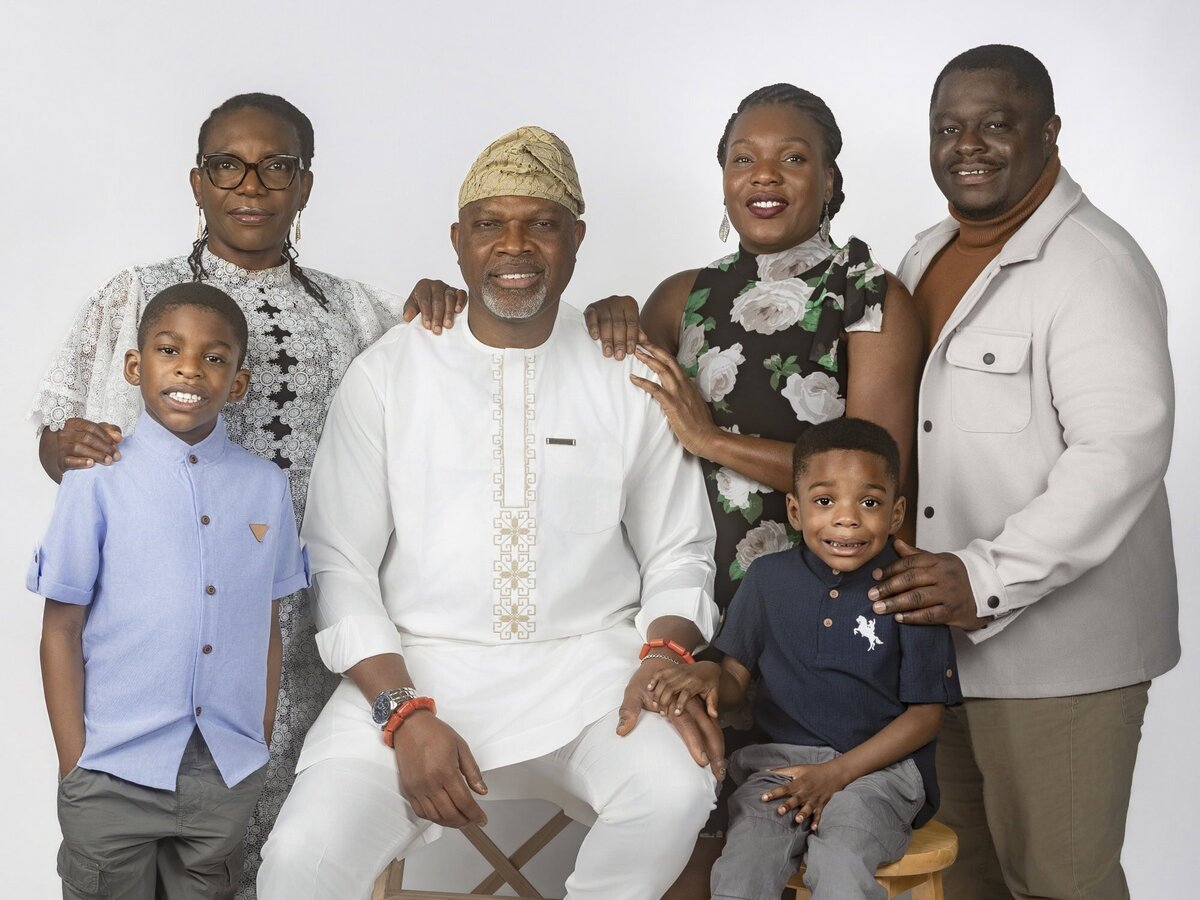 Timeless Extended  Family Photos Sherwood Park - Timeless Photography Studios