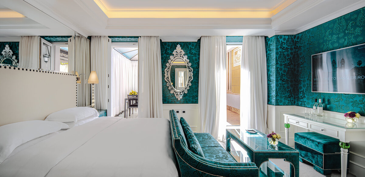 Waterstone - Hassler Collection - Hotel Hassler -Rome - Luxury Boutique Hotel - Classic double room bedroom  Battistessa luglio 2023  02  (1)