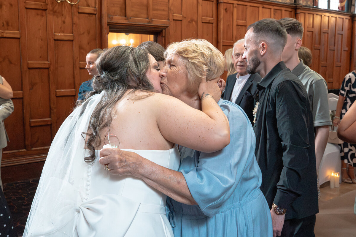 Candid reactions of bride and guest - Funny and emotional - Manchester Wedding Photographer 