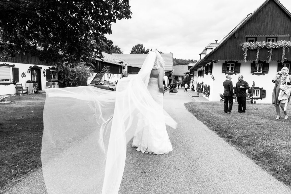 Hochzeit-Natalie-und-Christian-Gut-Grafenried-035