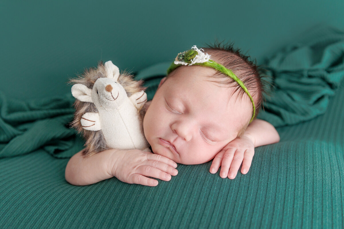 RO017Newborn005