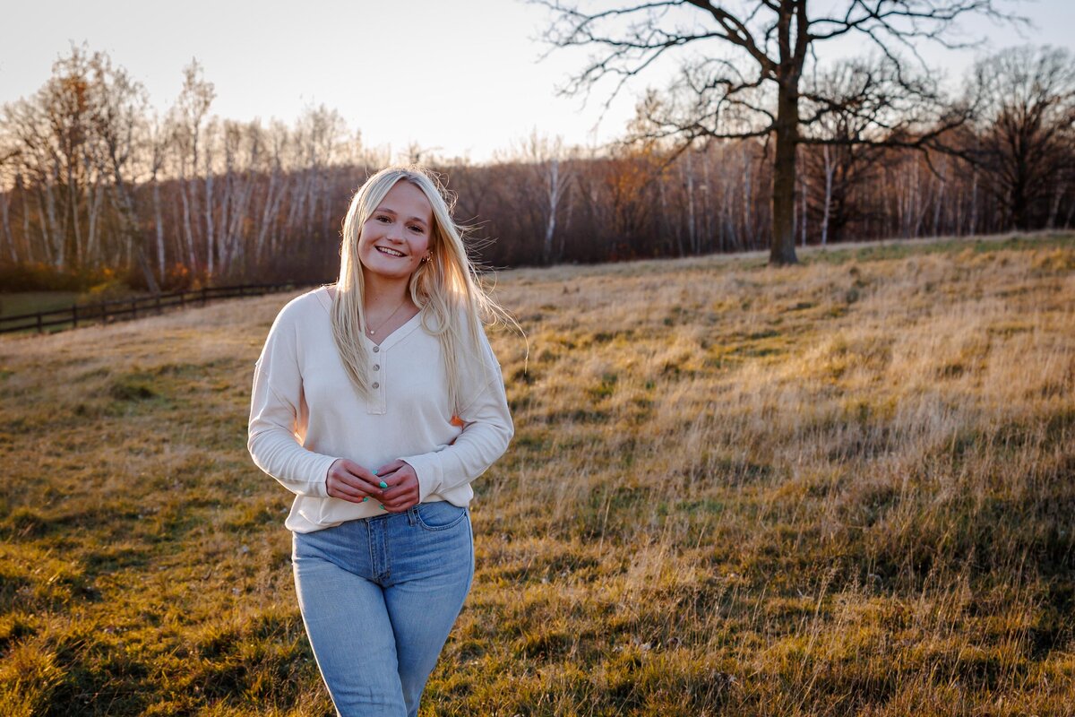 98-ReaganConnor-Couples-Photographer-St-Cloud-Brainerd-MN-MindiJenningsPhotography