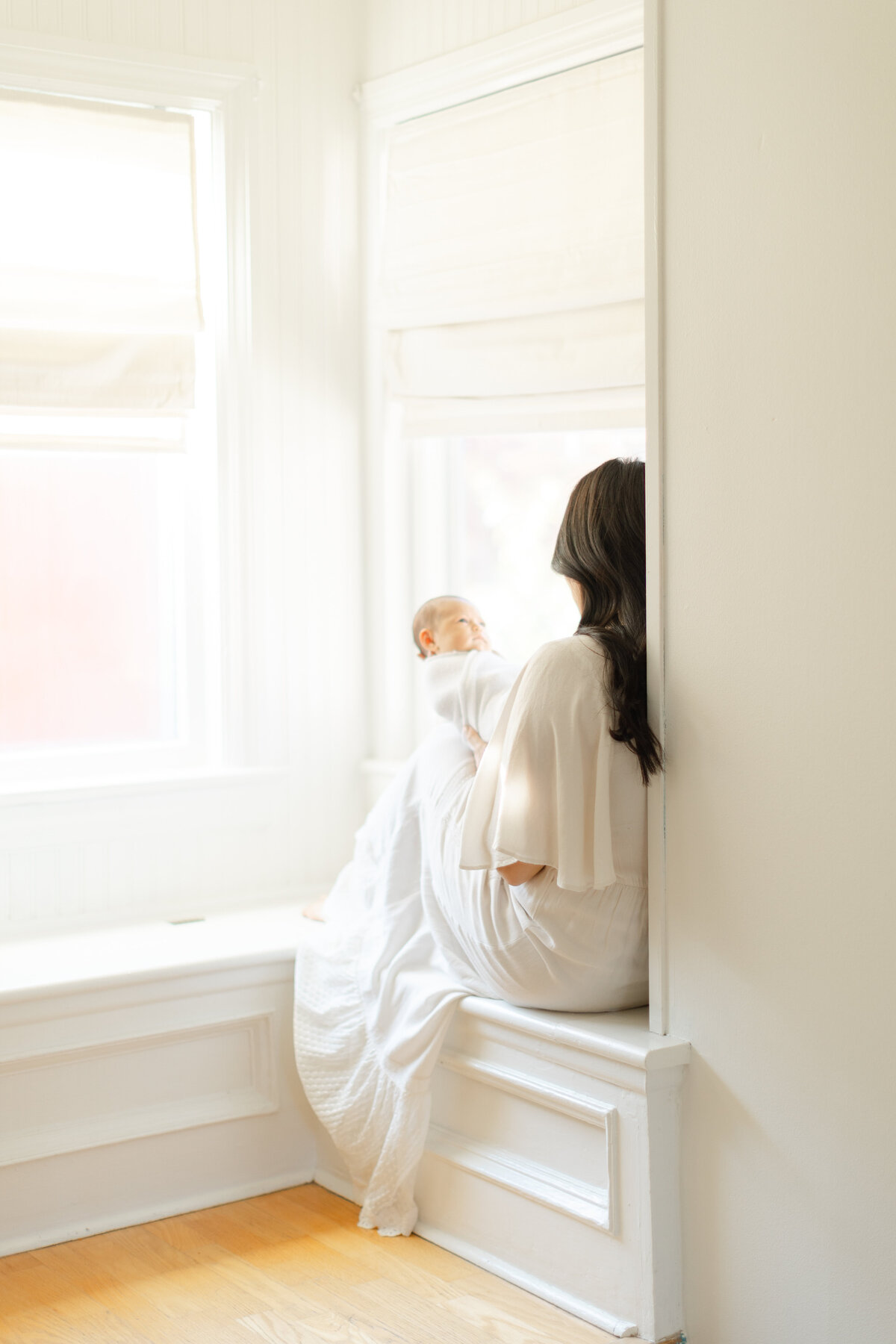 In-home newborn portrait session with siblings in Philadelphia - 5
