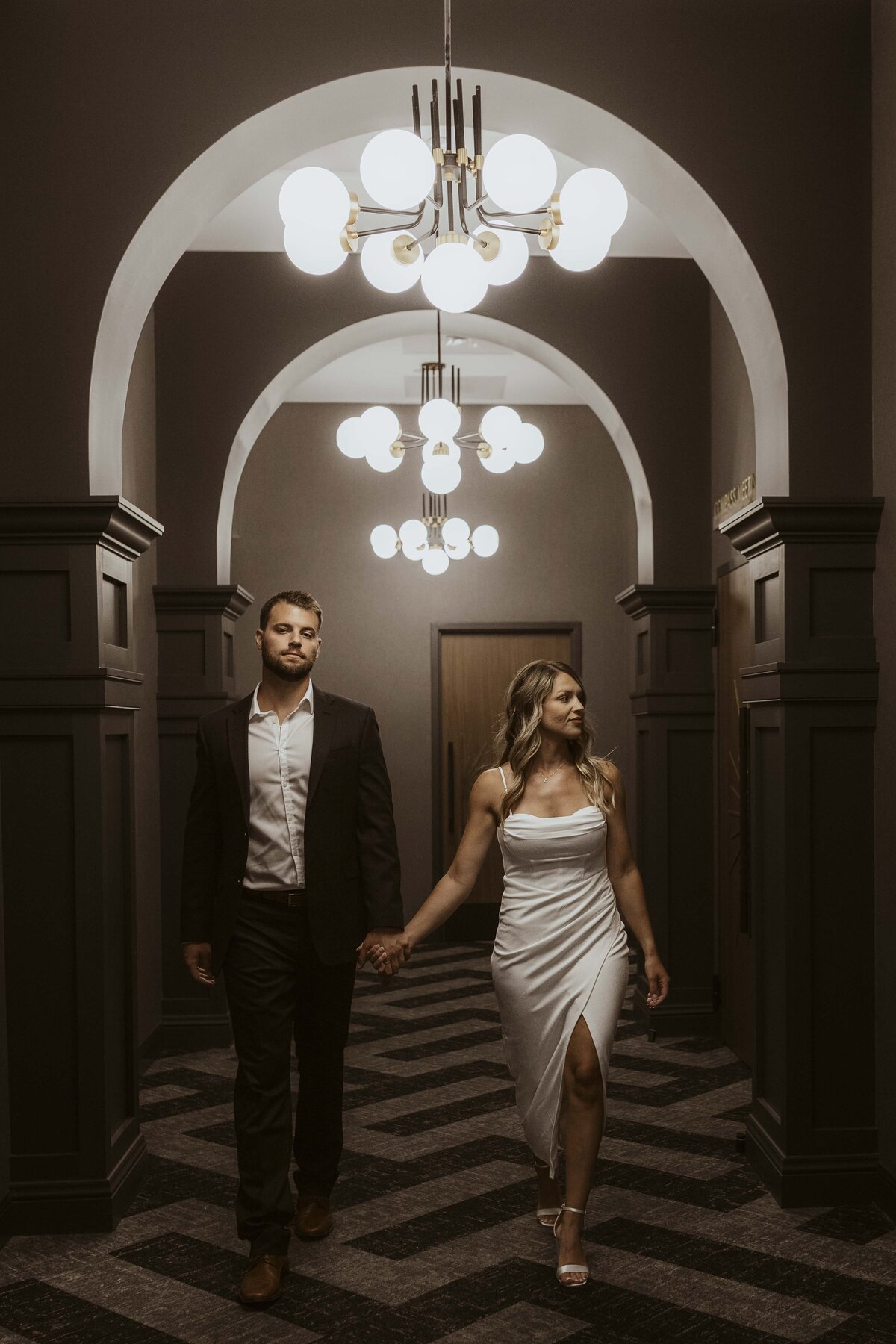 luxurious-hotel-engagement-session-katey-sutton-photo-missouri-hotel-vandivort