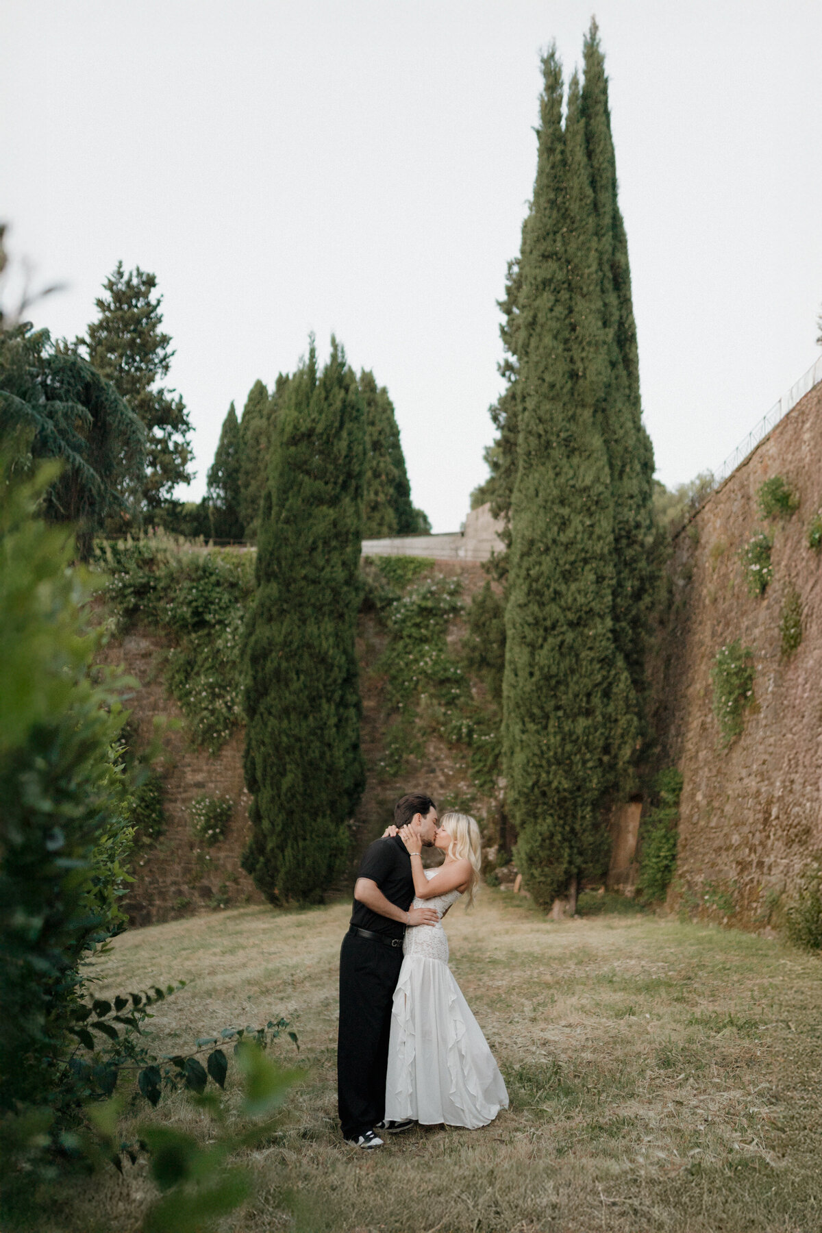 florence-italy-sunset-engagement-photos-28